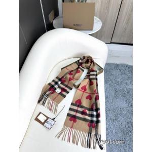 BURBERRYクラシックカシミヤ桃のハートマフラー