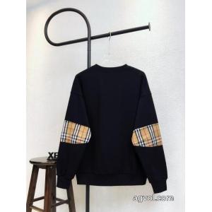 BURBERRY胸ポケットアルファベット刺繍腕チェックステッチクルーネックパーカー