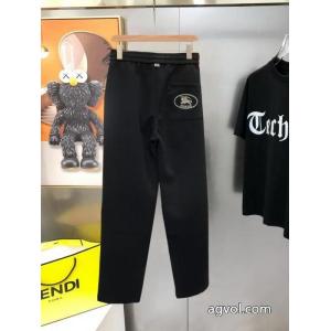 BURBERRYハイエンドバージョンは新型カジュアルパンツを独占提供