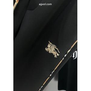 BURBERRYハイエンドバージョンは新型カジュアルパンツを独占提供