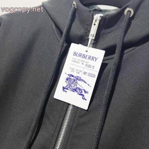 BURBERRYクラシックシンプルチェック柄戦馬ステッカーキャップコート