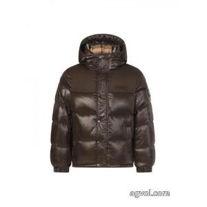 Burberry衝突カラーテープアルファベットロゴ入りフードダウンジャケット