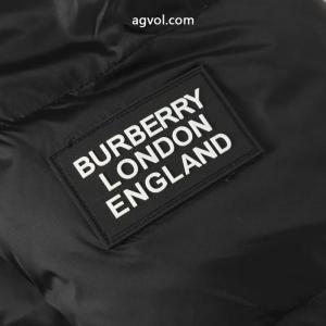 BURBERRY25SS取り外し可能な袖連帽ダウンジャケット