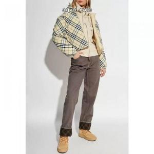 ダウンジャケットBURBERRY超高機能 洗練されたスタイル 速達EMS便スーパー コピー 通販 優良