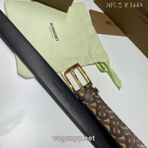 BURBERRYベルトスーパー ブランド コピー人気商品 大人可愛い主役アイテム：只限用于女人的衣服 冬の最新ファッション..