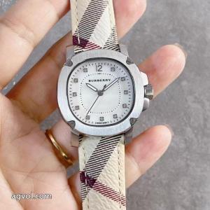 話題となる人気品 極上美品 ふんわり柔らかブランド 偽物 激安 通販BURBERRY    腕時計..