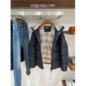 コピー 通販BURBERRYダウンジャケットSALE国内発送 新しいスタイル おしゃれ感度が高まる