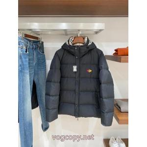 コピー 通販BURBERRYダウンジャケットSALE国内発送 新しいスタイル おしゃれ感度が高まる