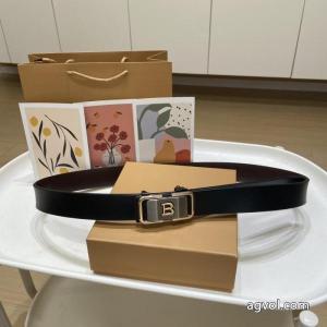 大人気アイテム 秋冬で人気の限定新作 超激安アイテムBURBERRY偽物 ブランド ショップベルト
