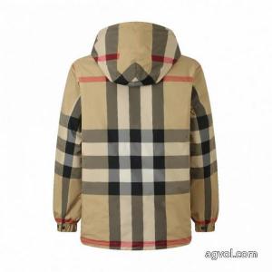 人気セール260%新品 送料無料限定価格 カジュアルコーデオシャレBURBERRYスーパー コピー ブランド綿入れのコート