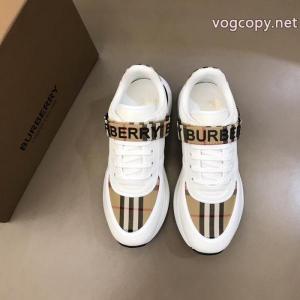 スニーカーBURBERRYスーパー コピー 販売細身効果抜群！：只限用于女人的衣服 超人気新品 欧米韓流/雑誌 .
