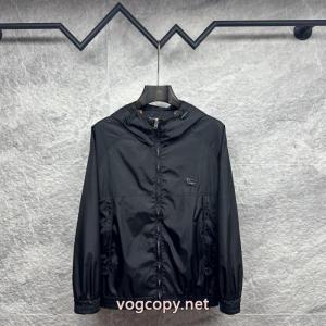 BURBERRYジャケット人気デザインで欲しい 上品でベーシック 人気セール新品ブランド 偽物