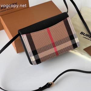 ブランド コピー 優良店BURBERRY夏のカジュアルコーデに欠かせない 清潔感の高い新品 VIPセール限定品バッグ..
