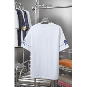 コピー 商品 ブランド半袖TシャツBURBERRY抜け感スゴイ 注目度が高いアイテム 個性的 