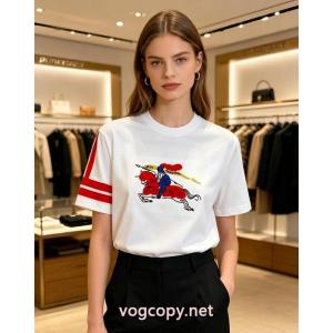 2026限定モデル 実用的 海外セレブ定番愛用 BURBERRY半袖Tシャツブランド コピー 通販