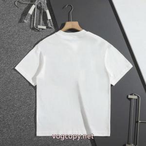 半袖Tシャツ2026年2026 更にトレンドが急上昇中 激安大特価品質保証BURBERRYブランド 偽物 激安