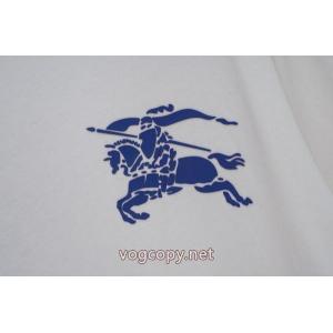 ついに登場 話題性が高い オシャレデザインが人気半袖Tシャツコピー ブランドBURBERRY