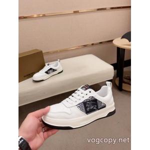 BURBERRYコピー 品 販売スニーカー2026トレンド 数に限りがある 旬スタイルに早変わり!.