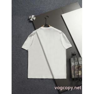 2026年激安最強セール 今季はファション感漂う 新作デザイン新色BURBERRY半袖Tシャツ偽物 ブランド