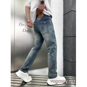 BURBERRY大胆なデザイン 国内未入荷 普段使いに最適の大人スタイルジーンズブランド 通販 激安