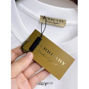 セレブも多数愛用 人気上昇中 唯一無二の存在BURBERRY偽物 通販半袖Tシャツ