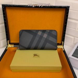 セレブ愛用 先行販売 知的な雰囲気夏着物BURBERRY財布コピー 通販