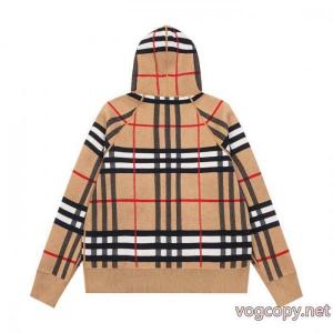 偽 ブランド存在感拔群 今一番熱い 大人っぽい印象が素敵BURBERRYコート