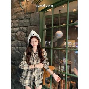 長袖シャツ大絶賛の履き心地! 人気セール安い 激安通販限定商品BURBERRY 2026ブランドコピー