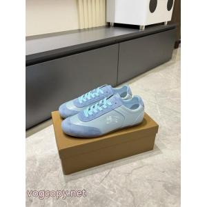 BURBERRYスニーカー気兼ねなく使える デイリー使いに最適 遂に再入荷コピー ブランド 優良.