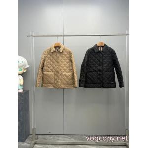 ベストセラー 冬のコーデを品よく華やかに演出 高級感がアップBURBERRYブランド コピー 激安ダウンジャケット