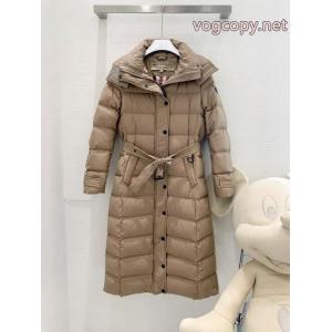 ダウンジャケットBURBERRYコピー 商品 通販着回し力抜群大人気 洗練された雰囲気 限定デザイン