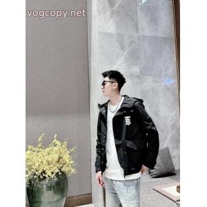 BURBERRYジャケットコピー ブランド 優良エレガンスな雰囲気に 圧倒的な存在感 カジュアル感