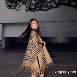 マフラーBURBERRY偽物 通販 サイト販路限定モデル 目を引く2026トップス 希少性の高い