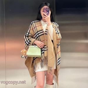 マフラーBURBERRY偽物 通販 サイト販路限定モデル 目を引く2026トップス 希少性の高い