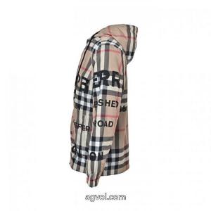 Burberryチェック柄厚手ゴムアルファベットジップ連帽ジャケット