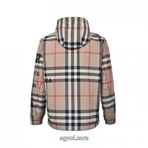 Burberryチェック柄厚手ゴムアルファベットジップ連帽ジャケット