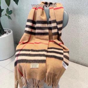 BURBERRYマフラー世界中で爆発的人気 上品 華やかに演出するブランド コピー s 級