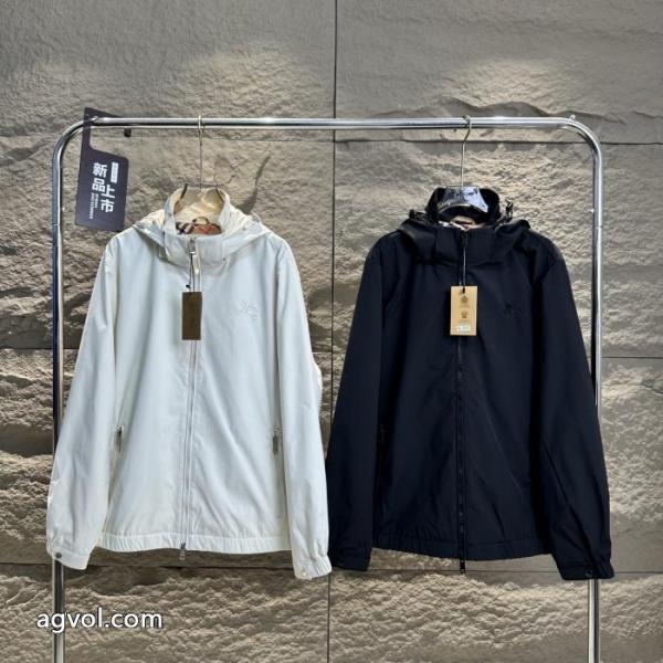Burberry Burberry Burberry Barbori BBR秋の定番ピュアカラー刺繍戦馬ジャケット 1