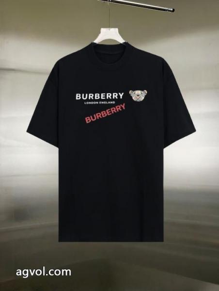 トレンドの最先端に2025即旬な装いにBURBERRYブランド 激安 半袖Tシャツ 1