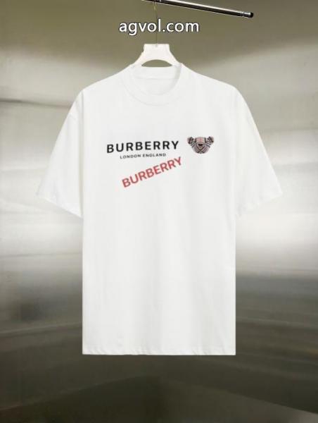 トレンドの最先端に2025即旬な装いにBURBERRYブランド 激安 半袖Tシャツ 2