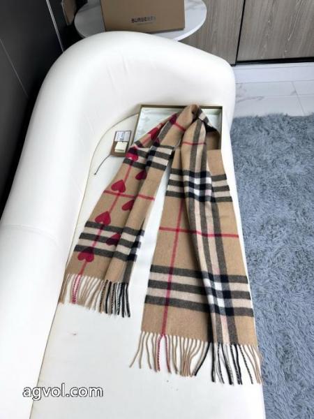 BURBERRYクラシックカシミヤ桃のハートマフラー 5