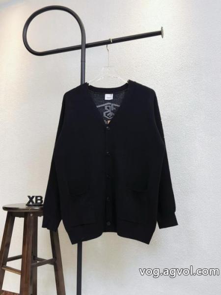Burberryバーバリーバックウォーマーニットカーディガンセーターのコート 0 