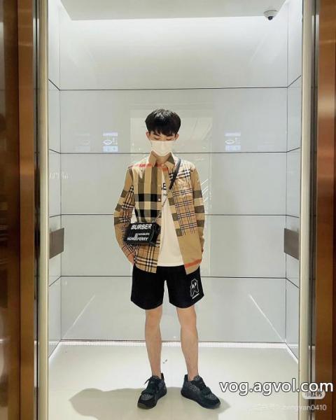BURBERRY春先の新作パッチワークメンズビジネスシャツ公式サイト同モデル 0 