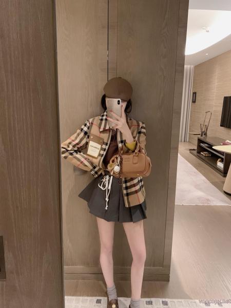 BURBERRY定番オーダーメイドラシャチェックジャケットベースボールコート 0 