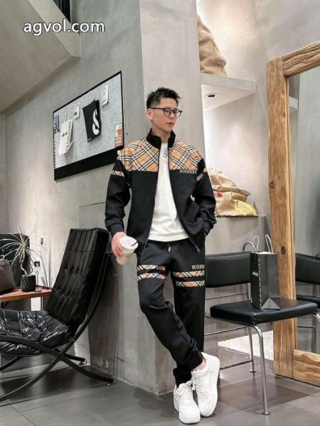 ファッション 人気 最安値品質保証 超激得新作セットブランド 偽物 激安 通販BURBERRY 5 
