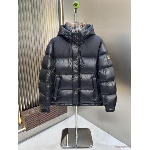 BURBERRYブランド 偽物 激安 通販ダウンジャケット一番人気！ 大人気セール 圧倒的な存在感