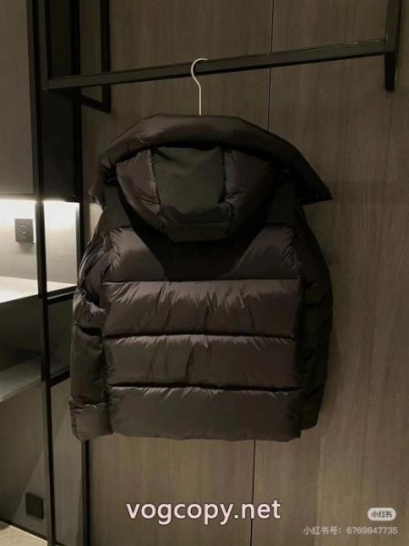 ブランド 品 コピーダウンジャケット超激得品質保証 ファッション感満々 今話題!BURBERRY 5 