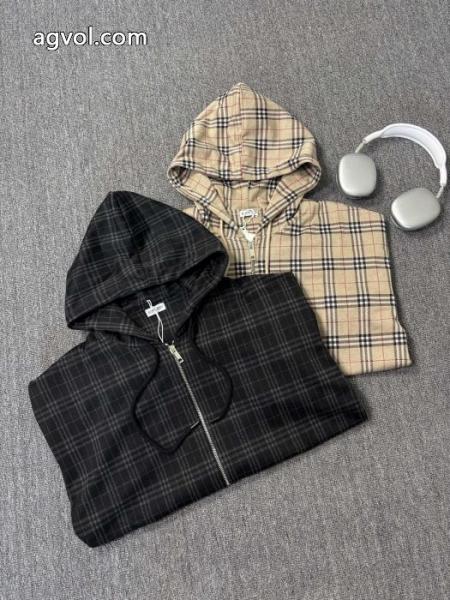 BURBERRY安心の激安通販 爆発的人気オシャレ度がアップ 2025秋冬に人気のトレンド新作コピー ブランド 販売コート 2