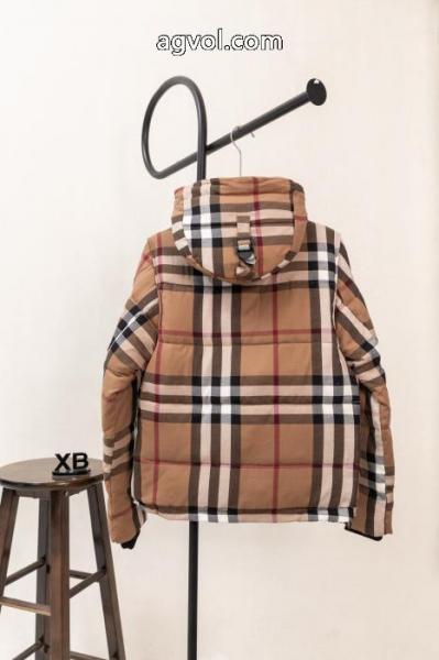 トレンド感のある 最高に人気商品! 快適な履き心地偽 ブランド サイトダウンジャケットBURBERRY 5 