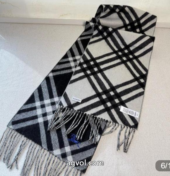 マフラーブランド 通販店国内発セール完売間近 速達EMS便 女らしいBURBERRY.. 2